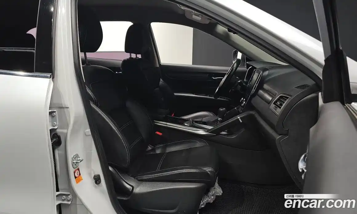 Renault QM6 2019 2.0 гидро в Москве № 2053959, фото 10