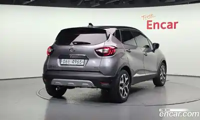 Renault QM3 2019 1.5 гидро в Москве № 2054184, миниатюра 2