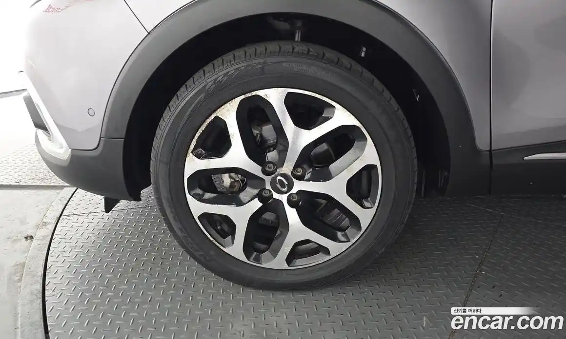 Renault QM3 2019 1.5 гидро в Москве № 2054184, фото 5