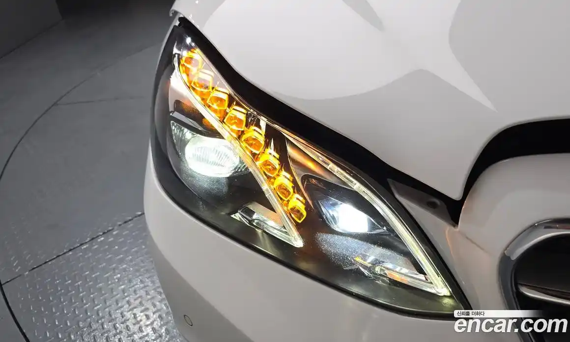 Mercedes-Benz E-Class 2014 2.1 гидро в Москве № 2054275, фото 7