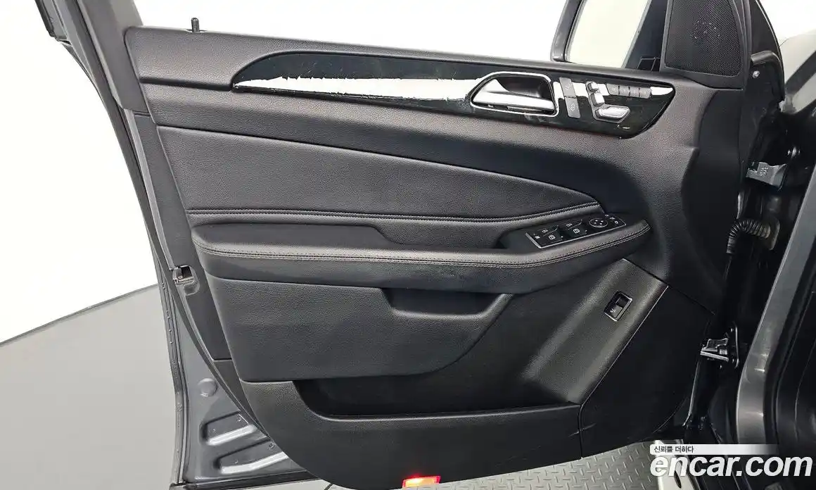 Mercedes-Benz GLE-Class 2017 3.0 гидро в Москве № 2054577, фото 14