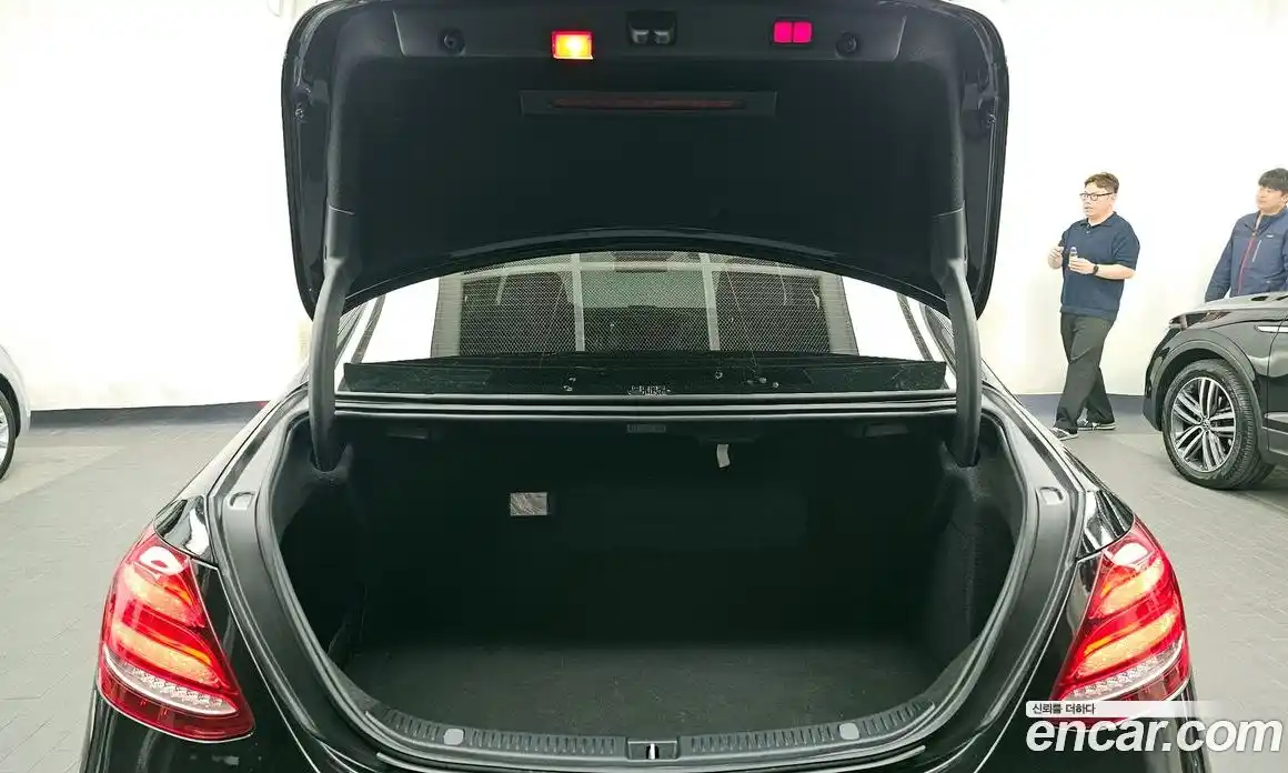 Mercedes-Benz E-Class 2019 2.0 гидро в Москве № 2054597, фото 26