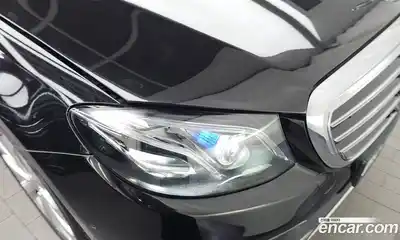 Mercedes-Benz E-Class 2019 2.0 гидро в Москве № 2054597, миниатюра 8