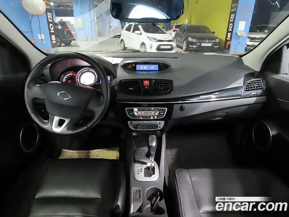 Renault SM3 2015 1.6 гидро в Москве № 2054899, фото 7