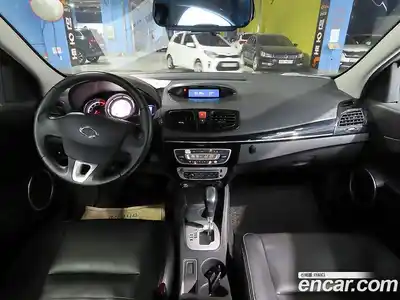 Renault SM3 2015 1.6 гидро в Москве № 2054899, миниатюра 7