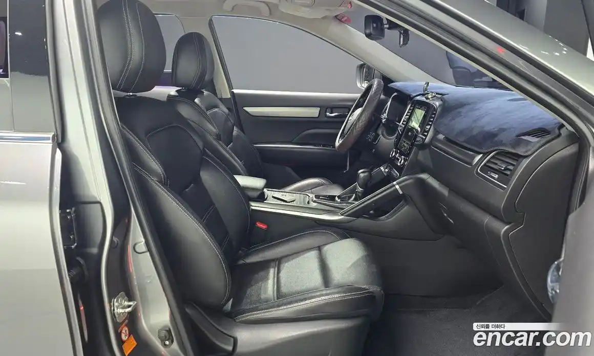 Renault QM6 2017 2.0 гидро в Москве № 2055150, фото 10