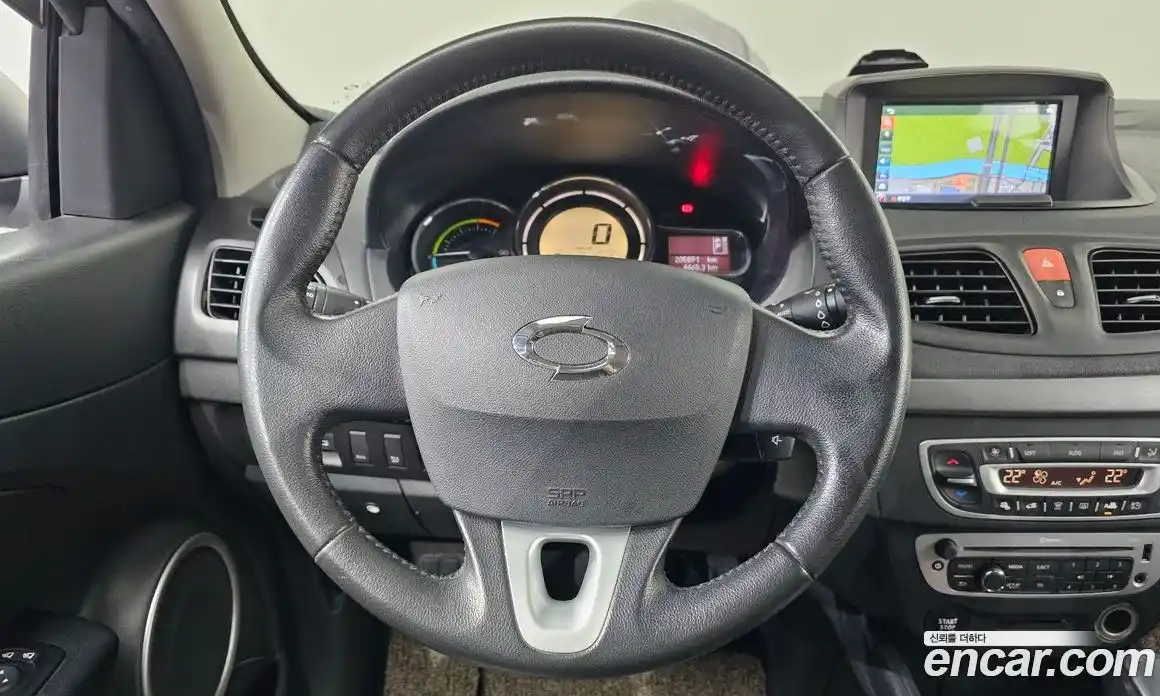 Renault SM3 2017 гидро в Москве № 2055520, фото 16