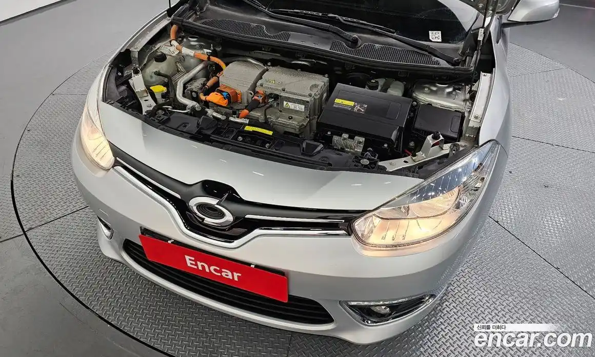 Renault SM3 2017 гидро в Москве № 2055520, фото 6