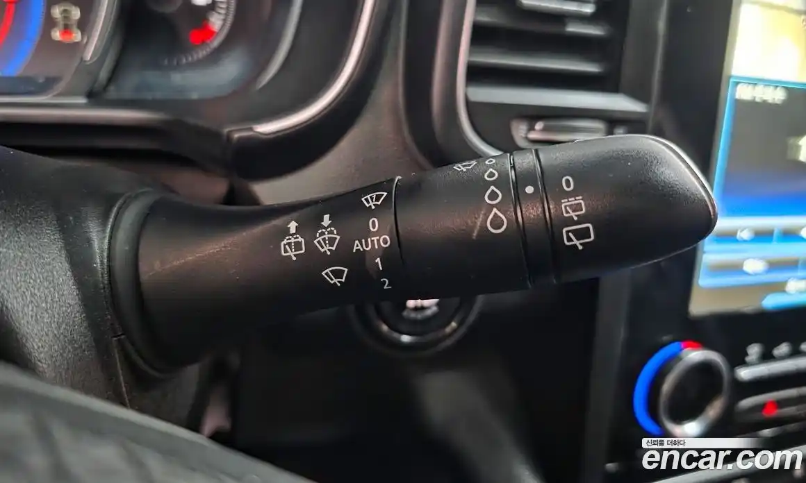 Renault QM6 2018 2.0 гидро в Москве № 2055769, фото 17