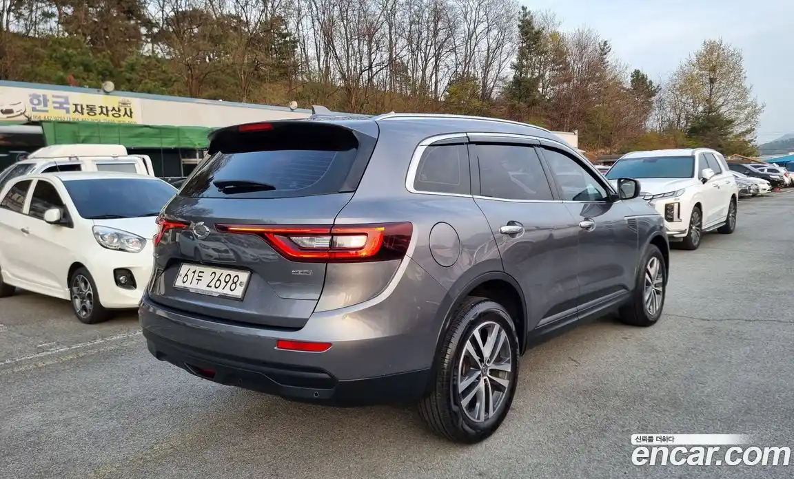 Renault QM6 2017 2.0 гидро в Москве № 2056095, фото 17