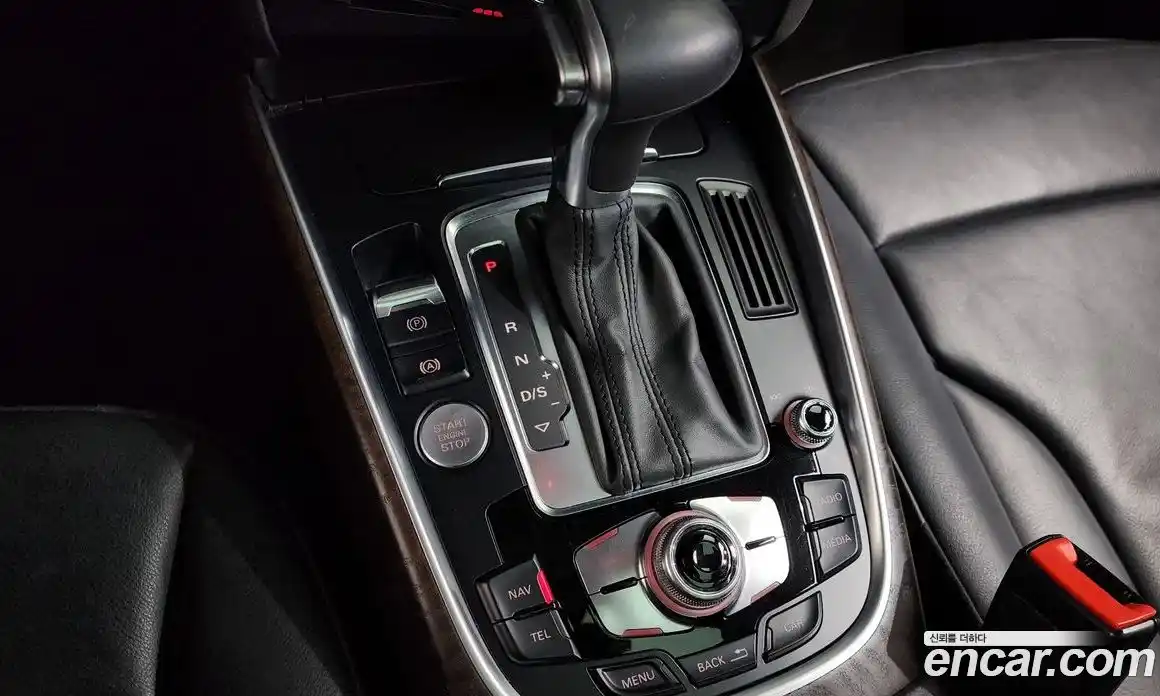 Audi Q5 2016 2.0 гидро в Москве № 2056286, фото 9