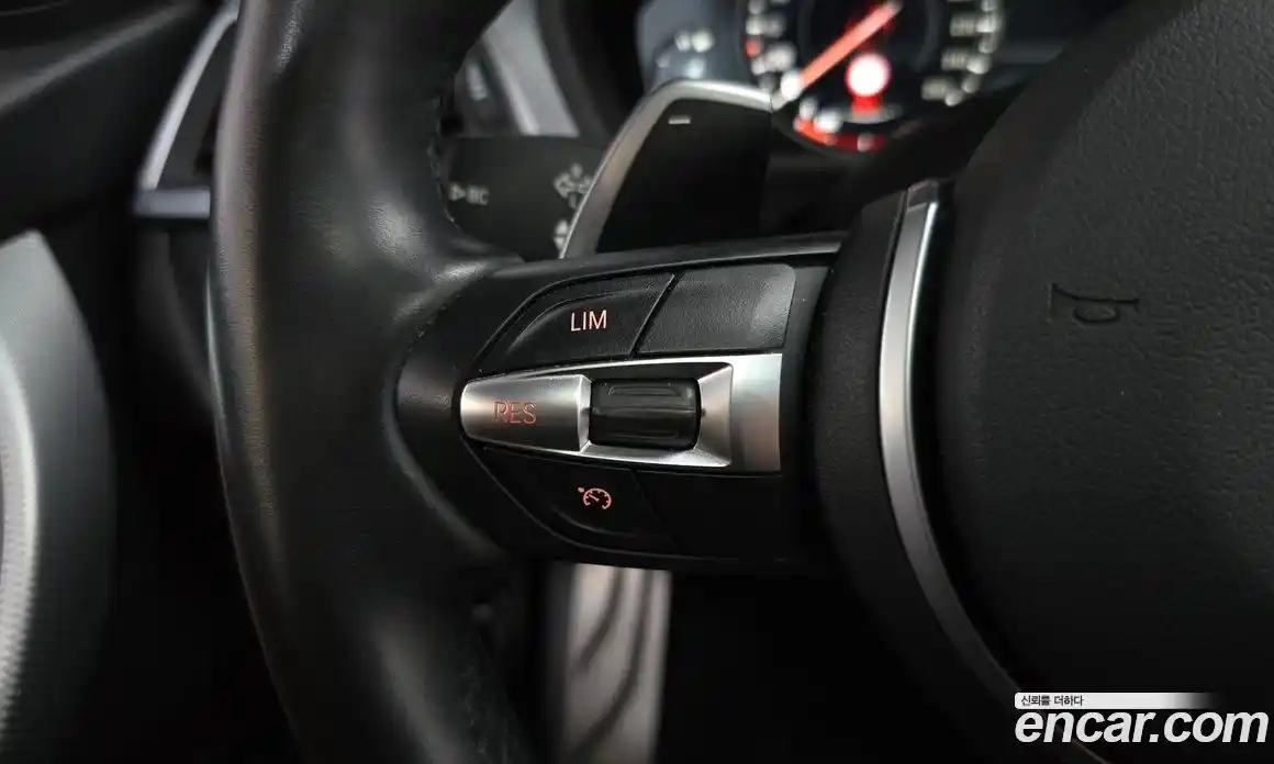 BMW 3-Series 2018 2.0 гидро в Москве № 2056937, фото 28
