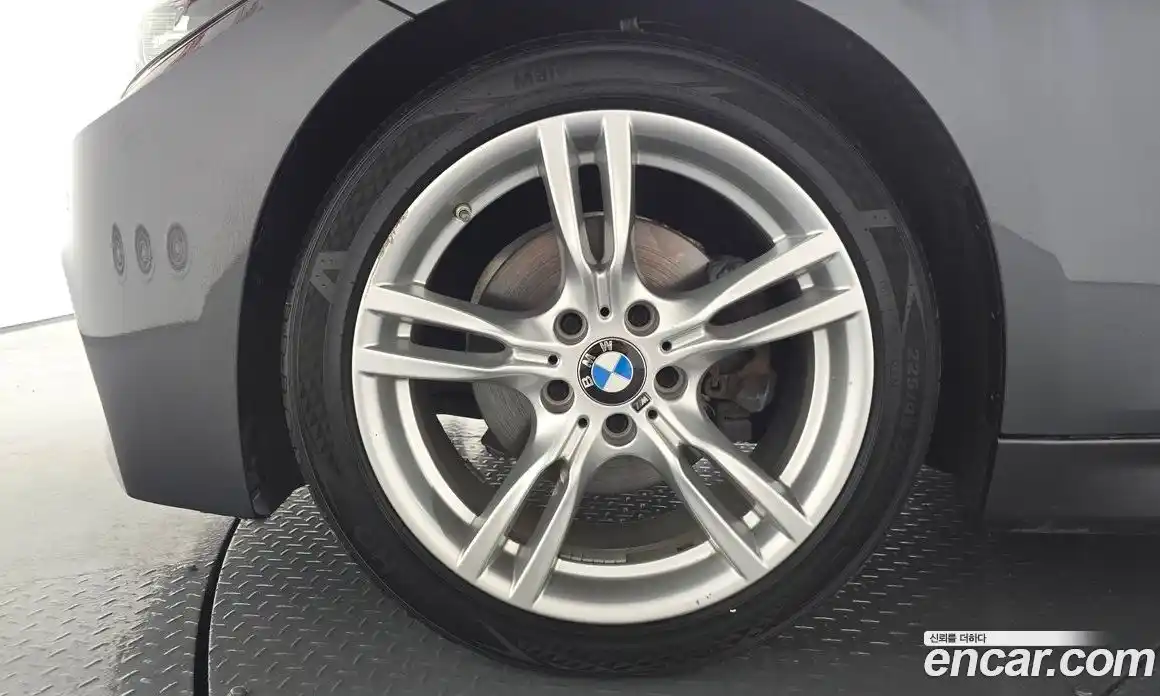 BMW 3-Series 2018 2.0 гидро в Москве № 2056937, фото 4