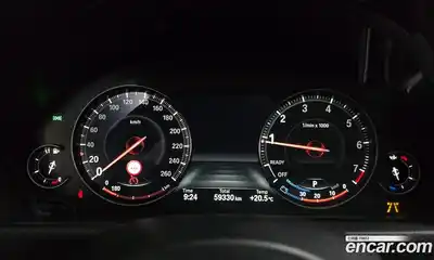 BMW 3-Series 2018 2.0 гидро в Москве № 2056937, миниатюра 10