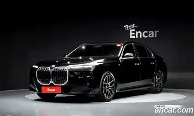 BMW 7-Series 740i xDrive M Sport