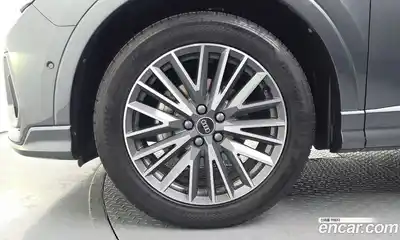 Audi Q3 2023 2.0 гидро в Москве № 2056979, миниатюра 5