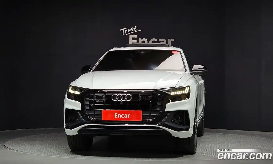 Audi Q8 2021 3.0 гидро в Москве № 2057377, фото 3