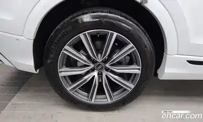 Audi Q8 2021 3.0 гидро в Москве № 2057377, миниатюра 5