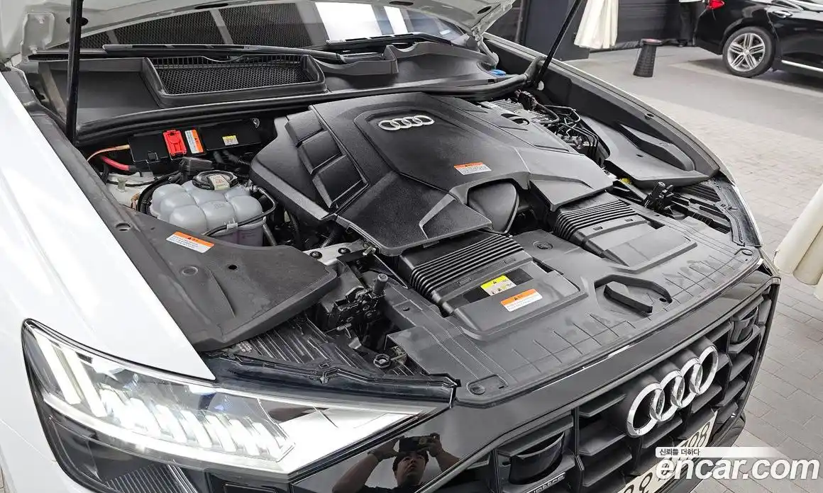 Audi Q8 2021 3.0 гидро в Москве № 2057377, фото 6