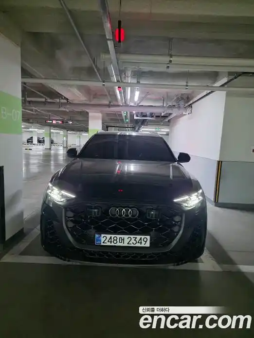 Audi RSQ8 2025 4.0 гидро в Москве № 2057580, фото 3