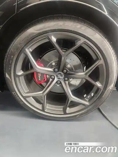 Audi RSQ8 2025 4.0 гидро в Москве № 2057580, миниатюра 5