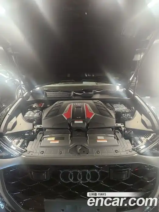 Audi RSQ8 2025 4.0 гидро в Москве № 2057580, фото 6