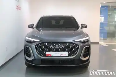 Audi Q5 2025 2.0 гидро в Москве № 2057592, миниатюра 3