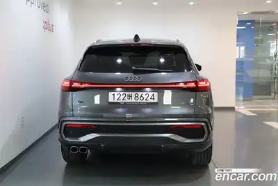 Audi Q5 2025 2.0 гидро в Москве № 2057592, миниатюра 4
