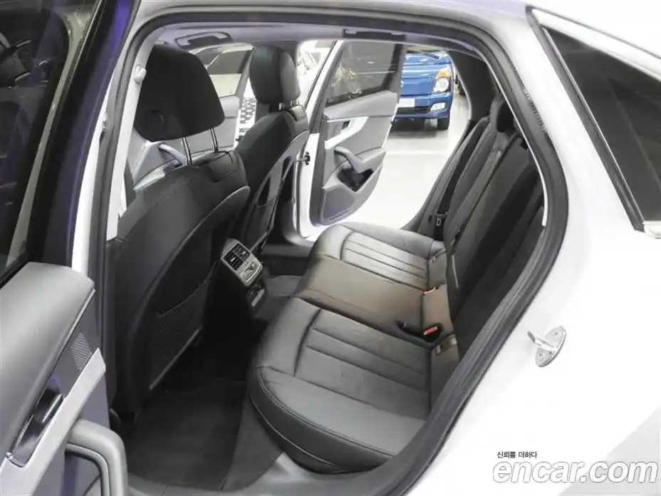 Audi A4 2023 2.0 гидро в Москве № 2057677, фото 14