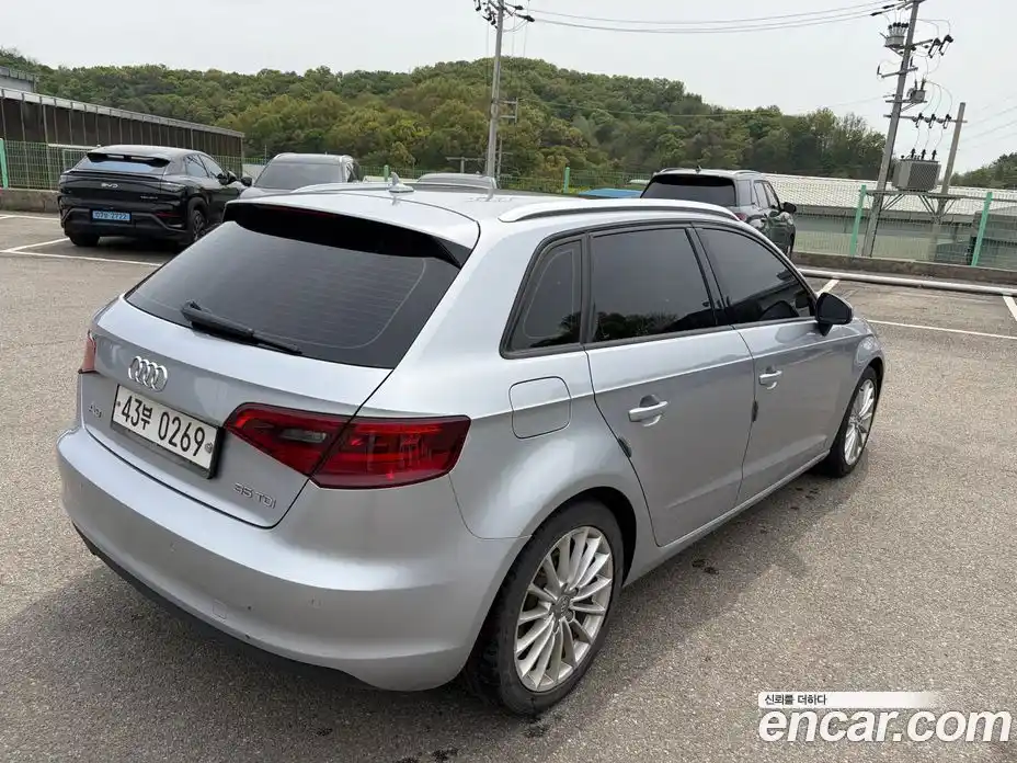 Audi A3 2015 2.0 гидро в Москве № 2057769, фото 4