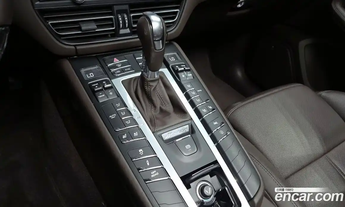 Porsche Macan 2021 2.0 гидро в Москве № 2058298, фото 12