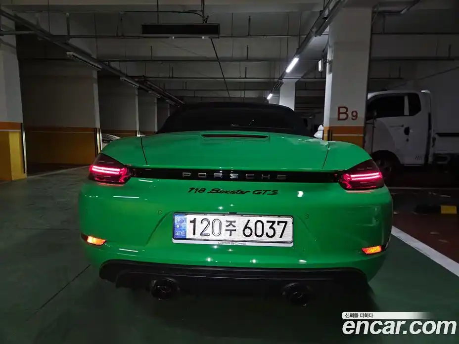Porsche 718 2023 4.0 гидро в Москве № 2058558, фото 3