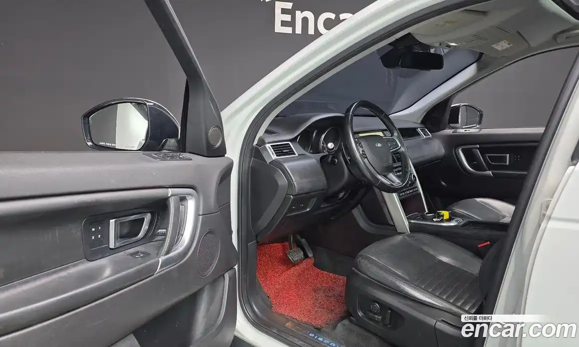 Land Rover Discovery Sport 2017 2.0 гидро в Москве № 2058944, фото 13