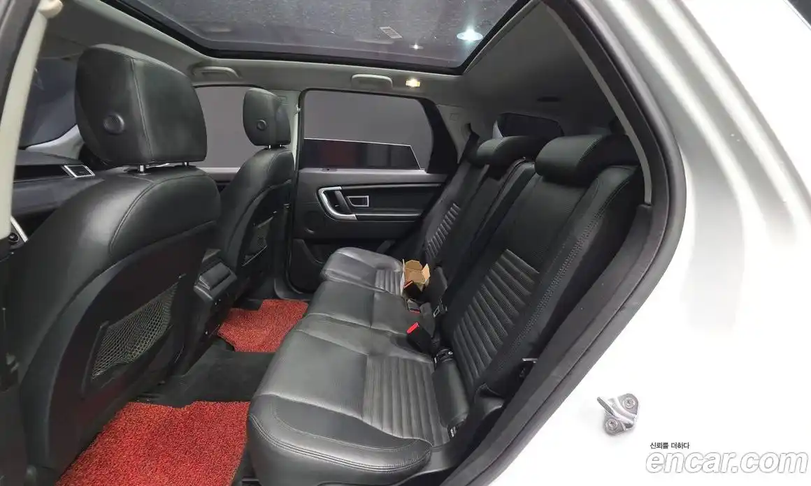 Land Rover Discovery Sport 2017 2.0 гидро в Москве № 2058944, фото 16