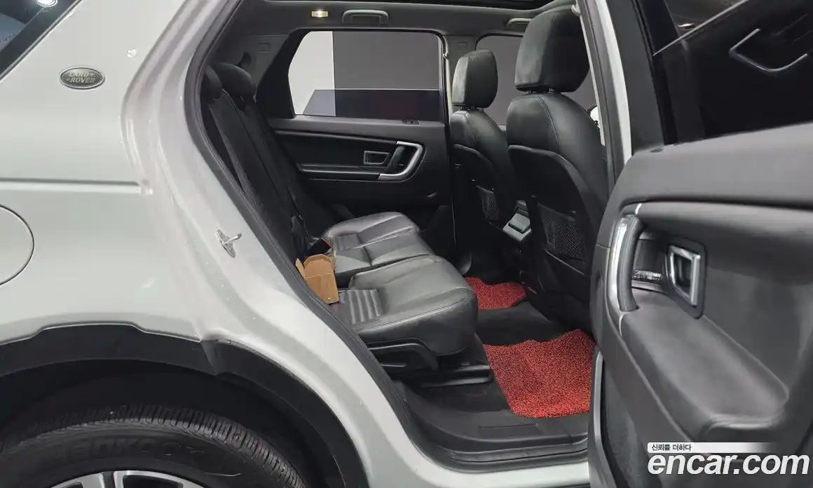 Land Rover Discovery Sport 2017 2.0 гидро в Москве № 2058944, фото 18