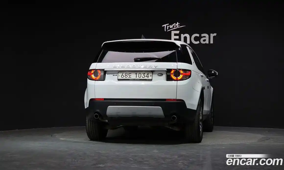 Land Rover Discovery Sport 2017 2.0 гидро в Москве № 2058944, фото 4