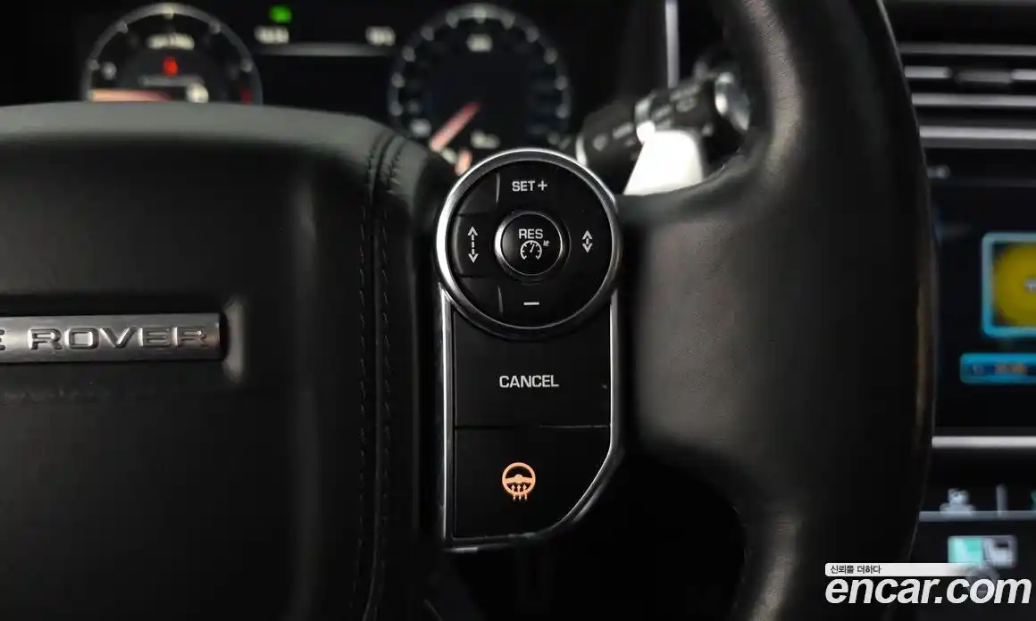 Land Rover Range-Rover 2015 5.0 гидро в Москве № 2058989, фото 14