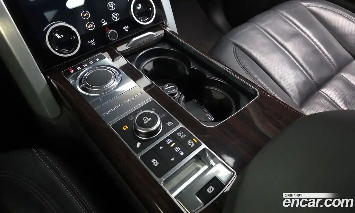 Land Rover Range-Rover 2015 5.0 гидро в Москве № 2058989, фото 9