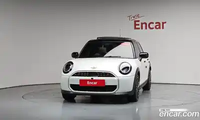 Mini Cooper 2025 2.0 гидро в Москве № 2059188, миниатюра 2