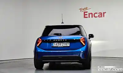 Mini Cooper 2025 2.0 гидро в Москве № 2059190, миниатюра 4