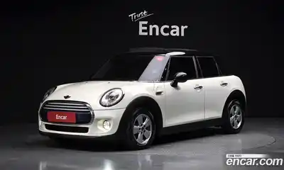 Mini Cooper, 2015