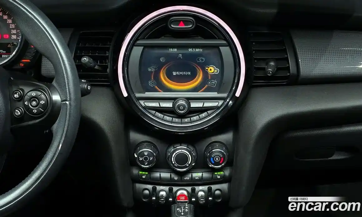 Mini Cooper 2015 1.5 гидро в Москве № 2059608, фото 17