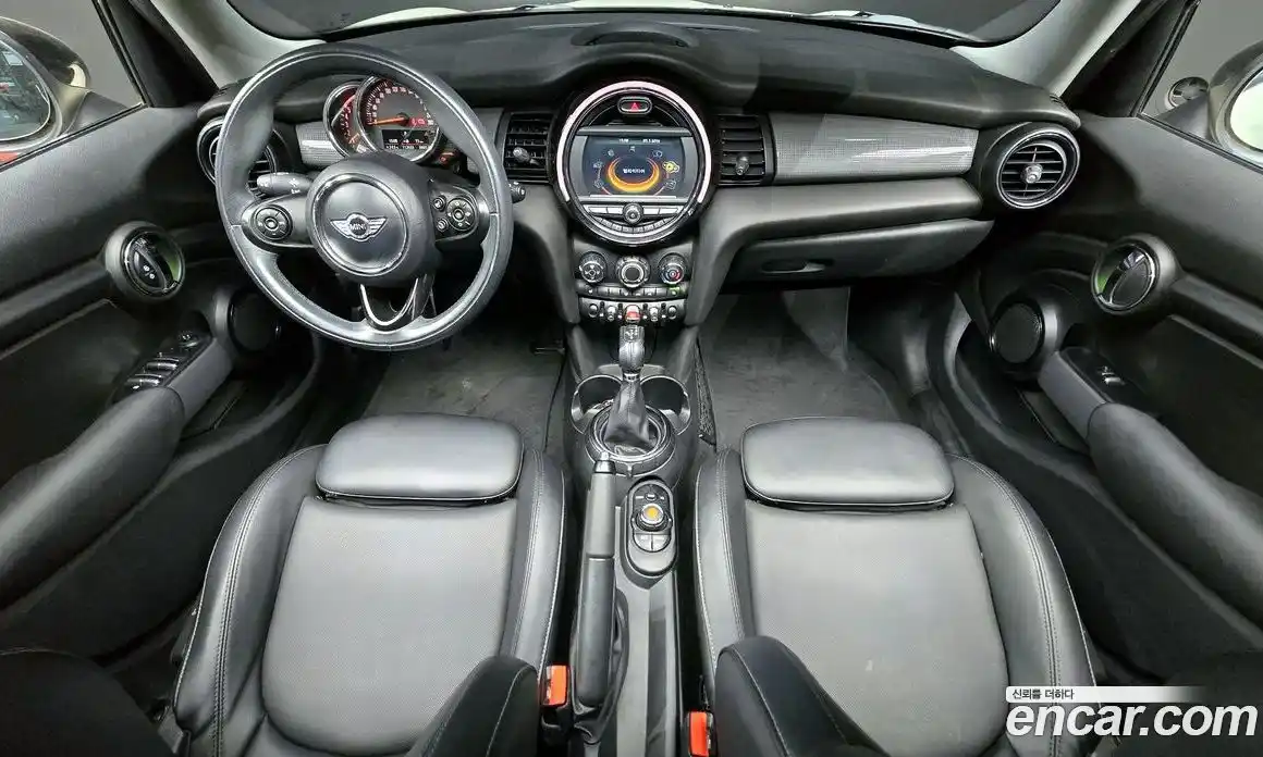 Mini Cooper 2015 1.5 гидро в Москве № 2059608, фото 7