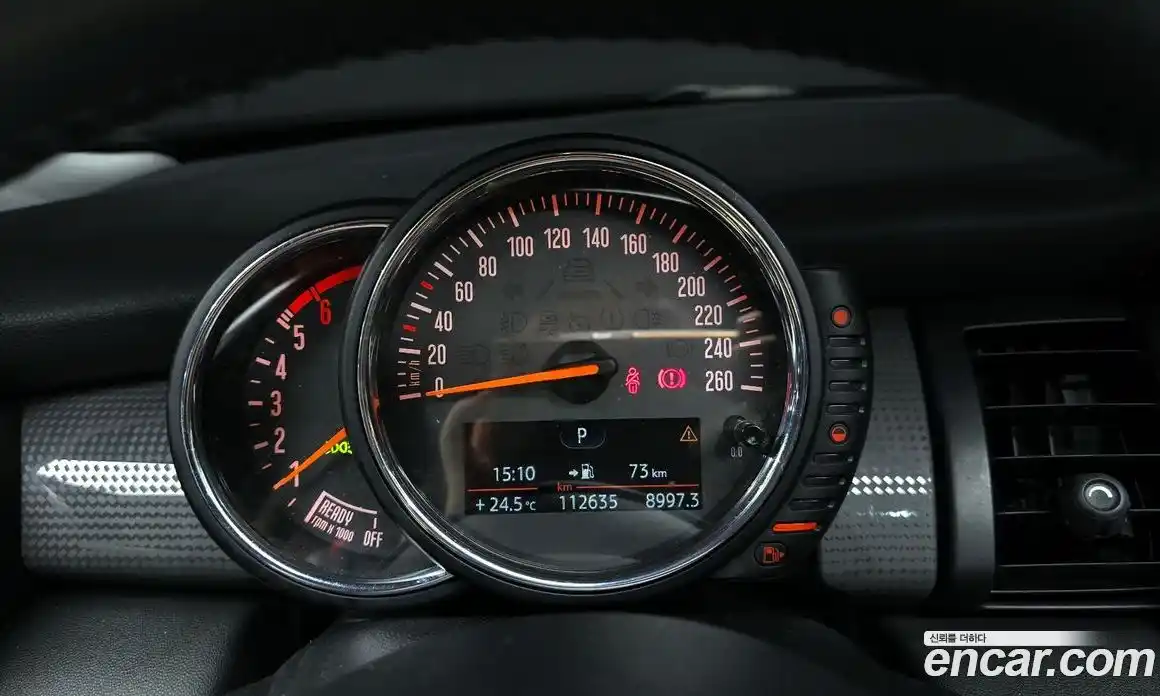 Mini Cooper 2015 1.5 гидро в Москве № 2059608, фото 8