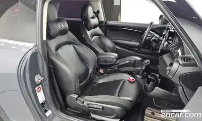 Mini Cooper 2015 2.0 гидро в Москве № 2059649, миниатюра 11