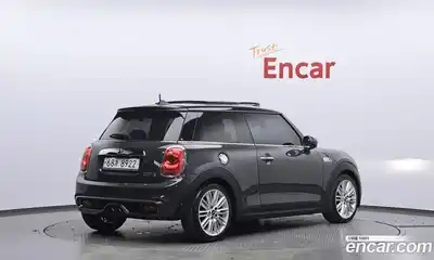 Mini Cooper 2015 2.0 гидро в Москве № 2059649, миниатюра 2