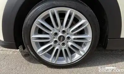Mini Cooper 2022 1.5 гидро в Москве № 2059710, миниатюра 5