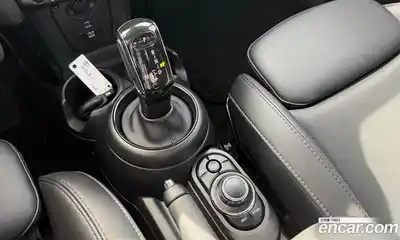 Mini Cooper 2022 1.5 гидро в Москве № 2059710, миниатюра 9