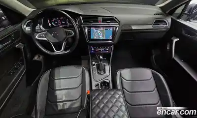 Volkswagen Tiguan 2023 2.0 гидро в Москве № 2060303, миниатюра 7