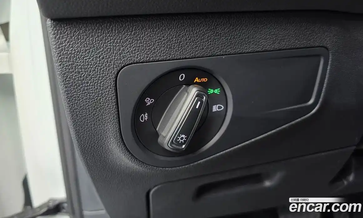 Volkswagen Tiguan 2023 2.0 гидро в Москве № 2060334, фото 18